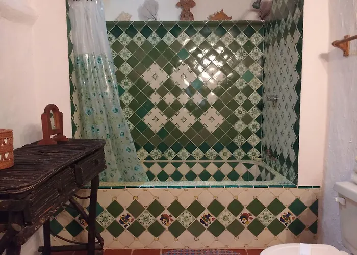 Hotel Casitas Kinsol 2*