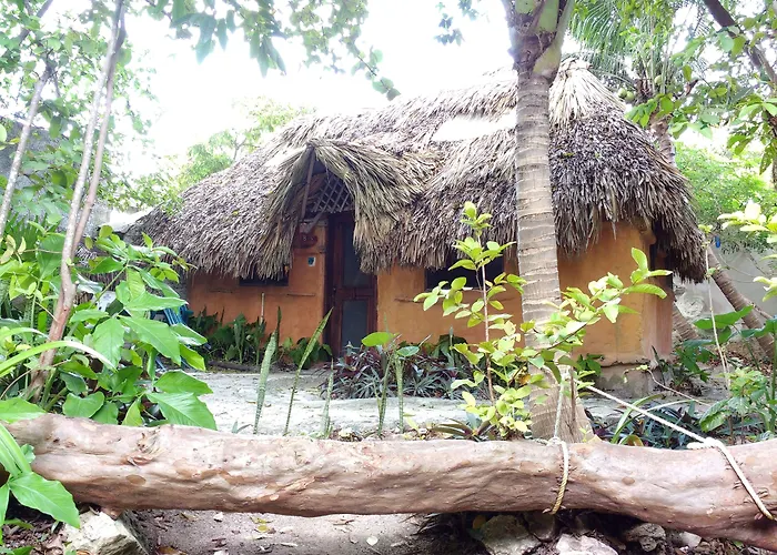 Hotel Casitas Kinsol 2*