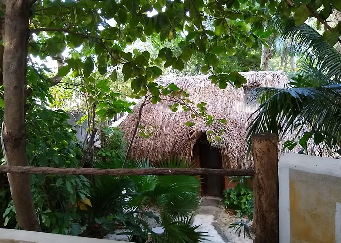 Casitas Kinsol Hotel